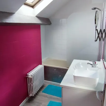 Holiday home Agreable Maison De Proche Centre